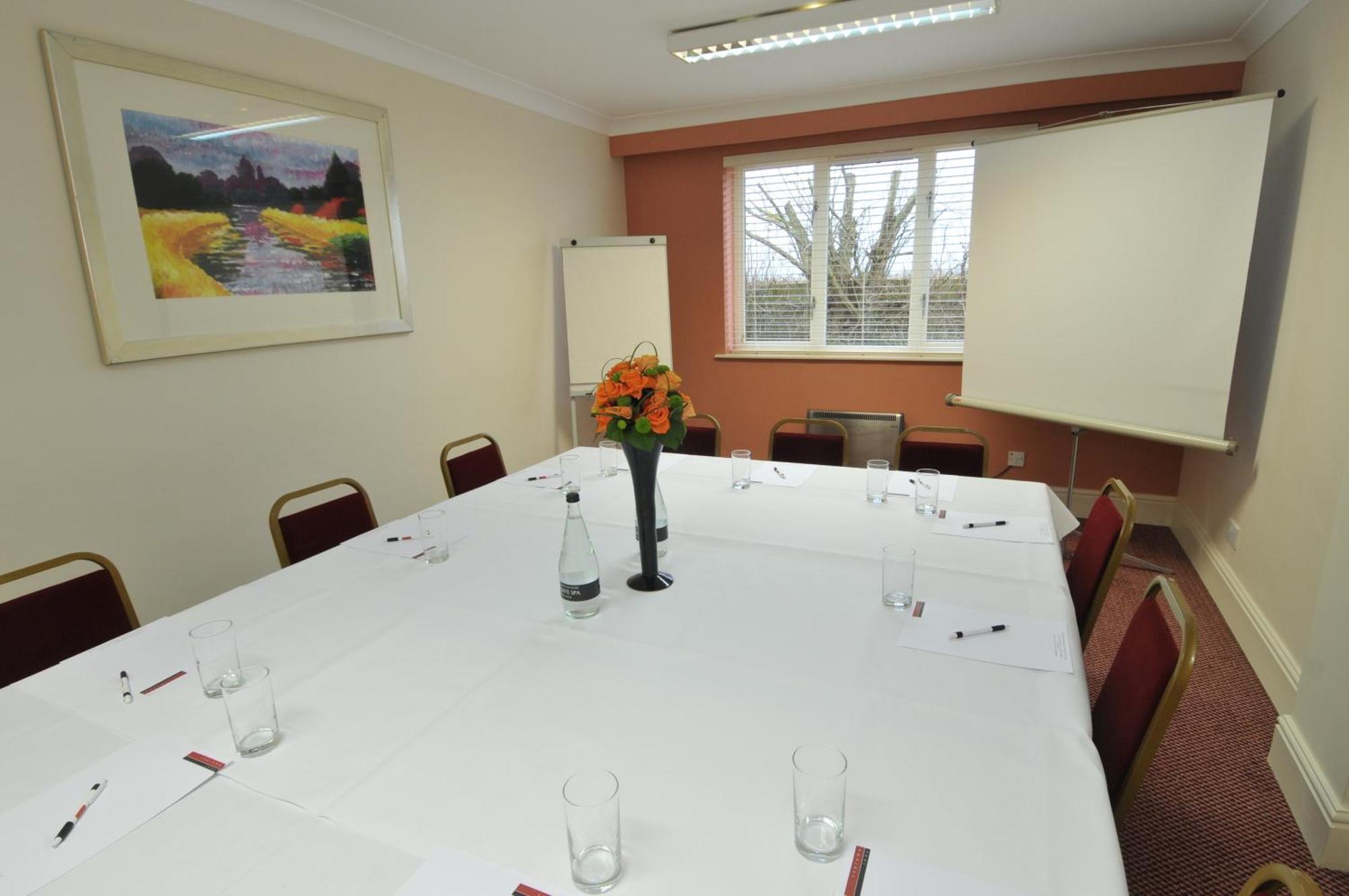 Supreme Inn Boston Swineshead Exteriör bild