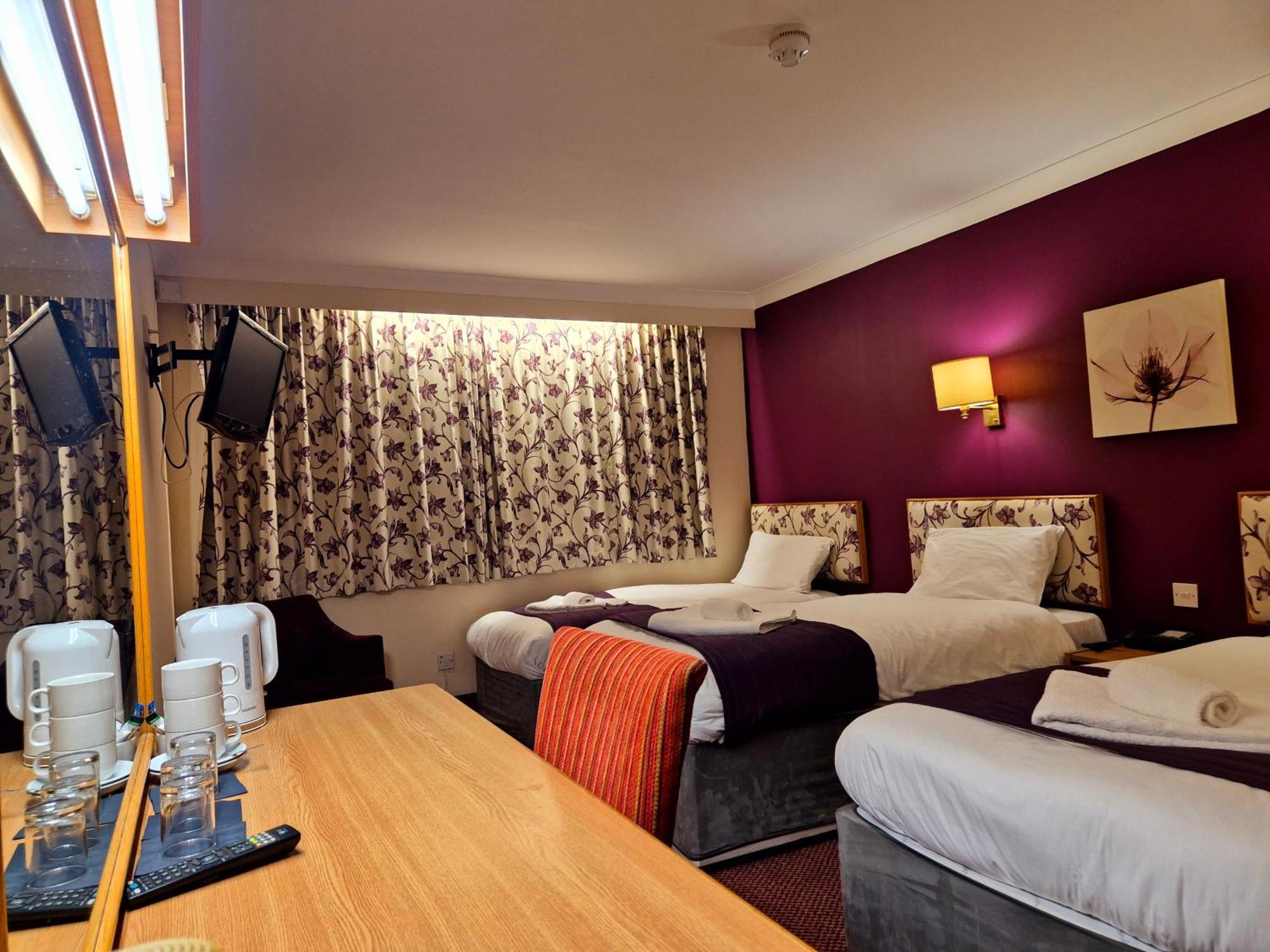 Supreme Inn Boston Swineshead Exteriör bild