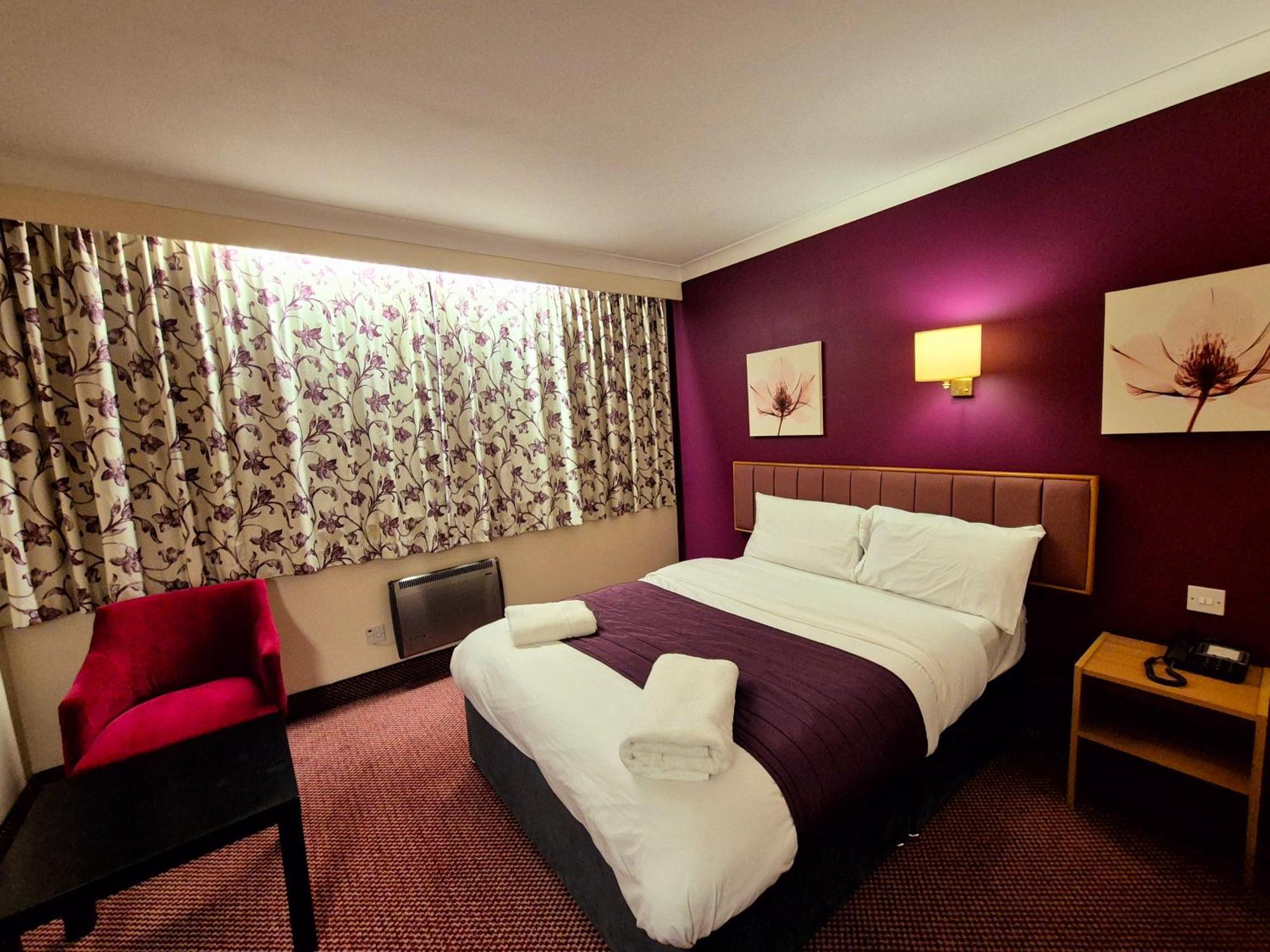 Supreme Inn Boston Swineshead Exteriör bild